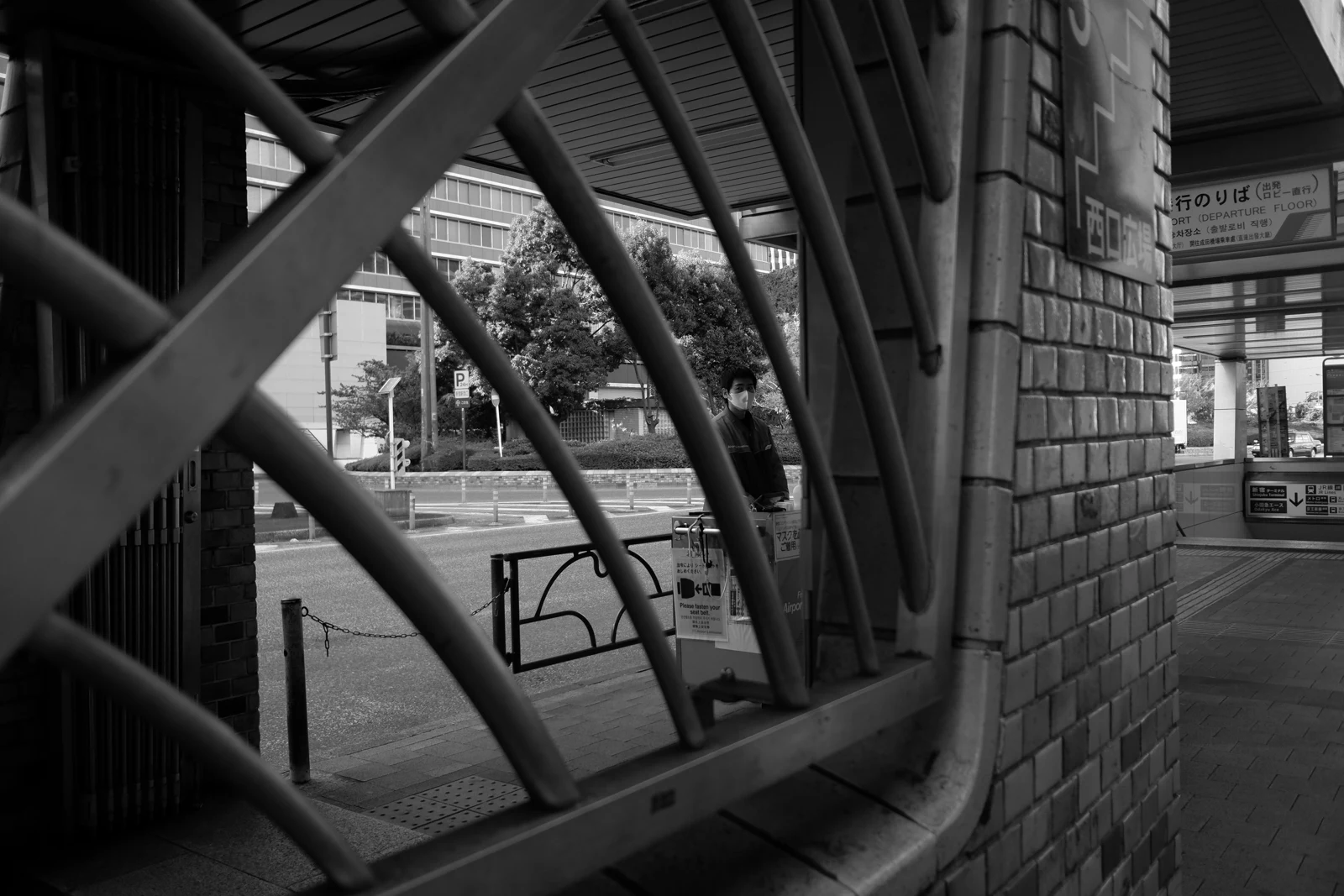 throughtheframeframing-3